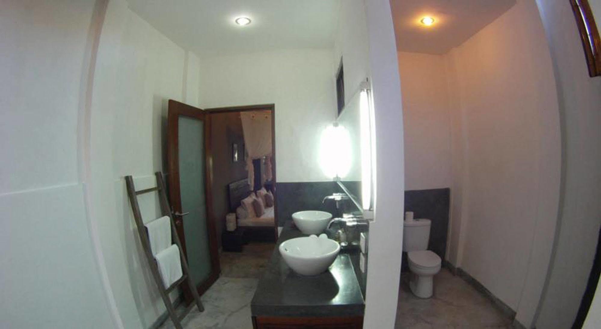 Pearl Boutique Adult Only